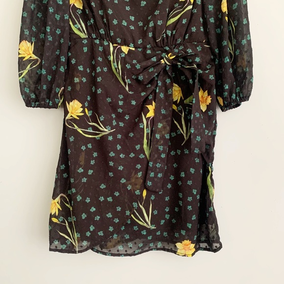 Wayward Fancies Eshakti Floral Square Neck Dress - Picture 8 of 16